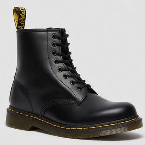 Dr. Martens 1460 Smooth Leather Lace Up Boot